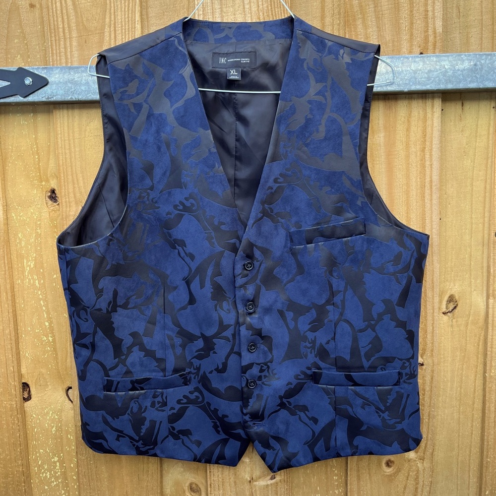XL Jacquard Vest